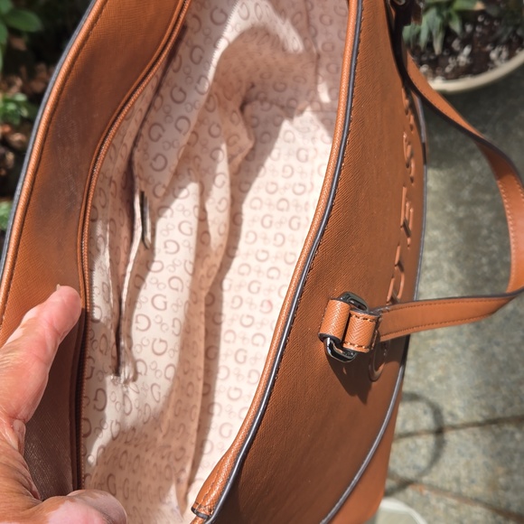 GUESS "RODNEY" Carmel Crosshatch Structured vinyl Tote NWOT - Picture 10 of 16